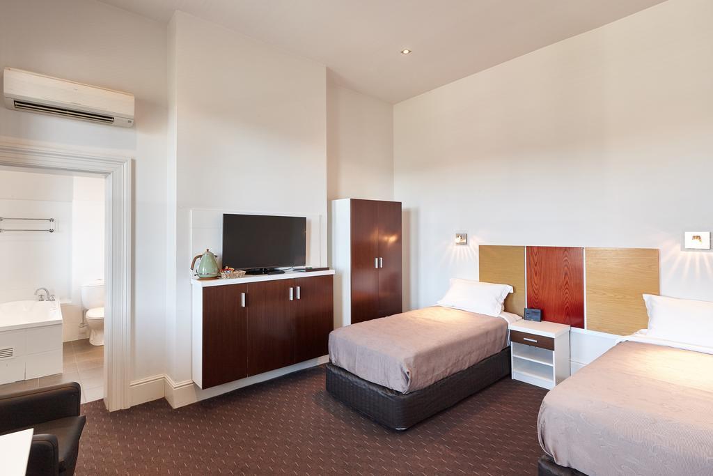 Auldington Hotel Launceston Eksteriør billede