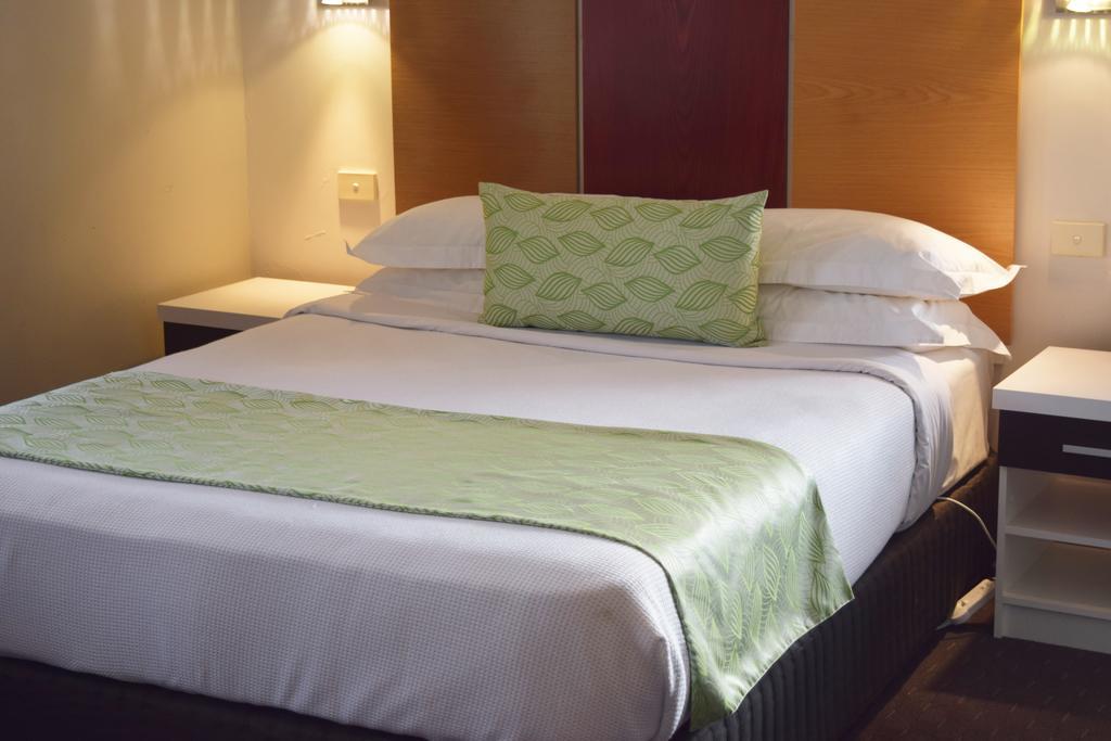Auldington Hotel Launceston Eksteriør billede
